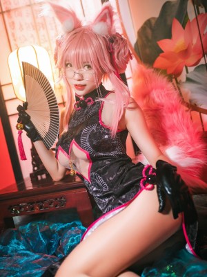 [大大卷卷小卷] Tamamo Vitch +  雷电将军同人兔女郎_05
