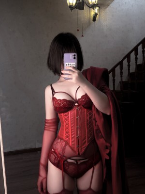 BANBANKO 半半子 – RED 赤紅 Vol.03_54