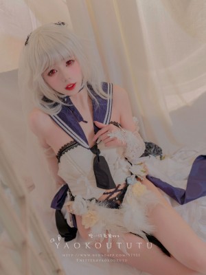 咬一口兔娘ovo 梳妆的大小姐-可畏_17