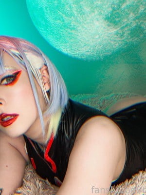 mollyredwolf lucy from cyberpunk_06
