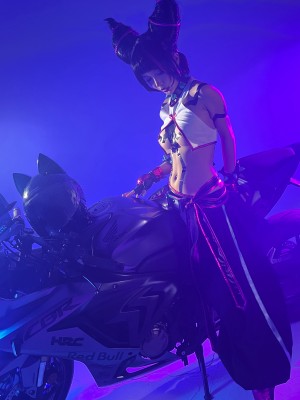 Umeko J - Juri Han_084