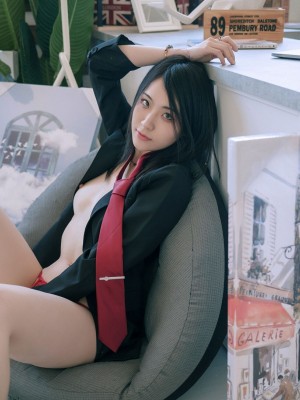 JVID 阿黎《实习生全裸上班日记》_image (58)
