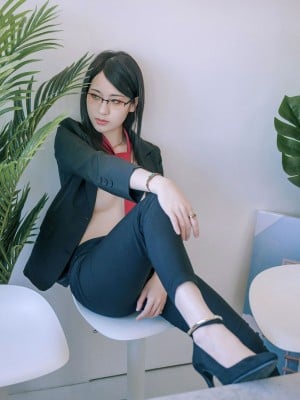 JVID 阿黎《实习生全裸上班日记》_image (63)