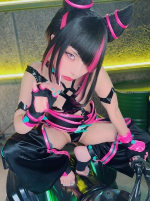 Comonun - Juri_358