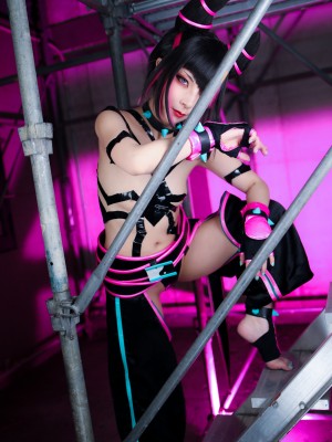 Comonun - Juri_214