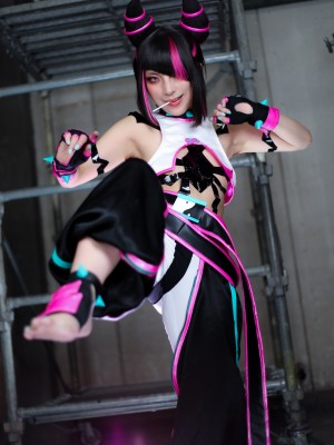 Comonun - Juri_006