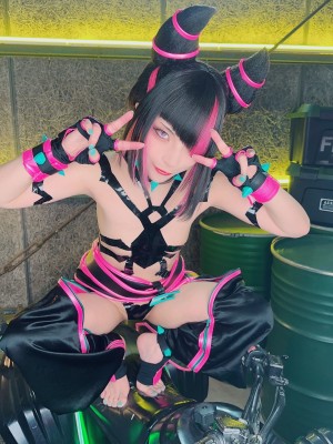 Comonun - Juri_336