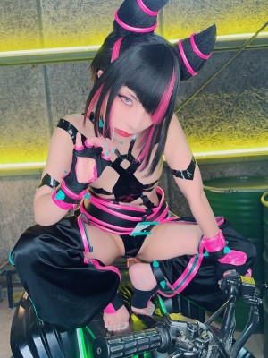 Comonun - Juri_360