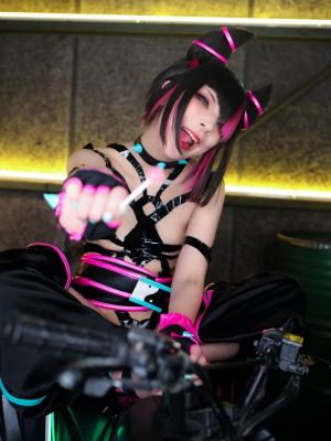 Comonun - Juri_177