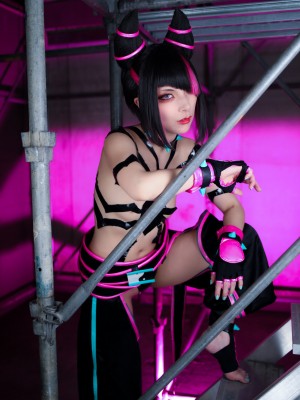 Comonun - Juri_215