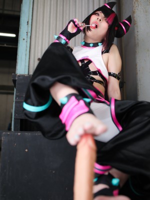 Comonun - Juri_106