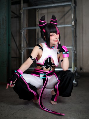 Comonun - Juri_056