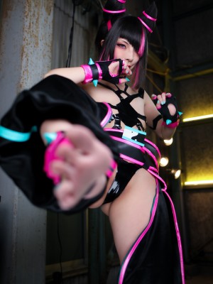 Comonun - Juri_192