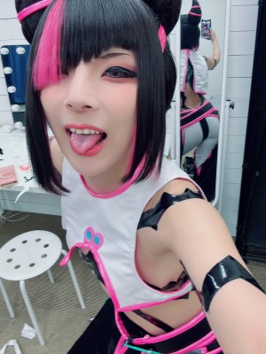 Comonun - Juri_272