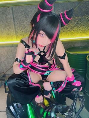 Comonun - Juri_361