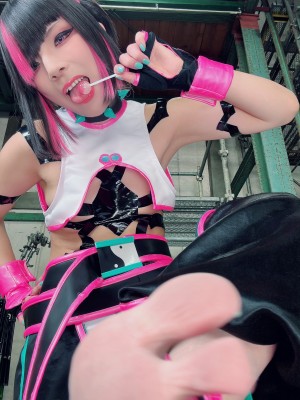 Comonun - Juri_293