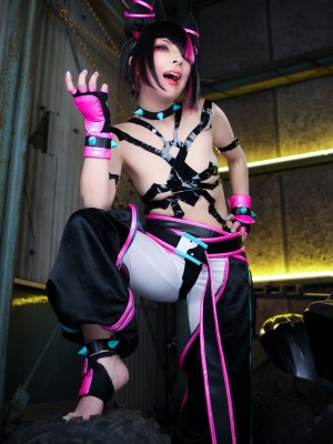 Comonun - Juri_147