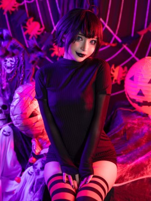 Umeko J - Mavis_01