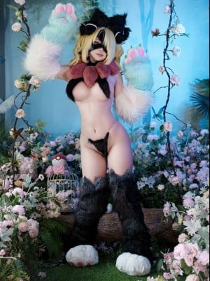 ZinieQ - Cynthia in Meowscarada Costume_02