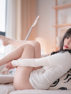 轩萧学姐 吉他妹妹肉丝套_27