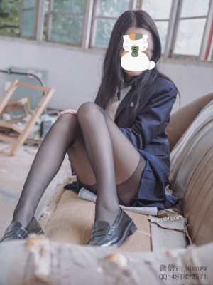 萌兰酱(萌小兔 草莓味兰兰)  - 废弃学校_018