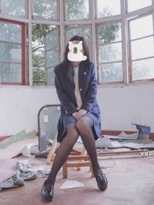 萌兰酱(萌小兔 草莓味兰兰)  - 废弃学校_087