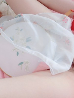 萌兰酱(萌小兔 草莓味兰兰)  - 古装汉服诱惑_053