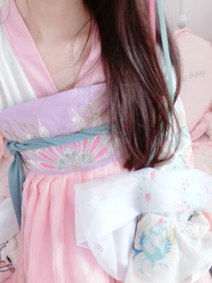 萌兰酱(萌小兔 草莓味兰兰)  - 古装汉服诱惑_093