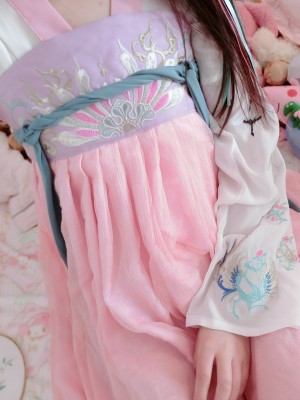 萌兰酱(萌小兔 草莓味兰兰)  - 古装汉服诱惑_099