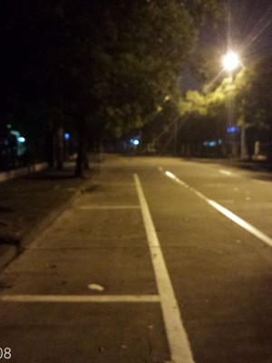 萌兰酱(萌小兔 草莓味兰兰)  - 深夜马路露出_005