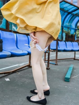 萌兰酱(萌小兔 草莓味兰兰)  - 上海大学露出_007