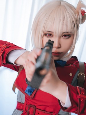 Tokar - Nishikigi Chisato_05