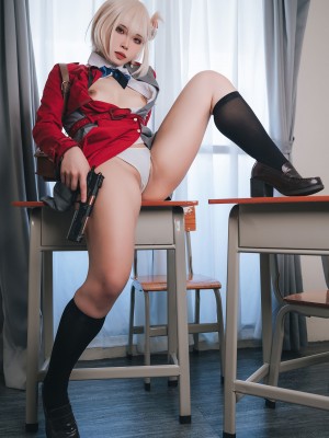 Tokar - Nishikigi Chisato_23