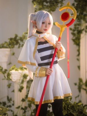 Umeko J - Frieren_002