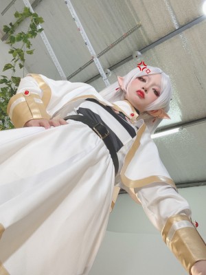 Umeko J - Frieren_077