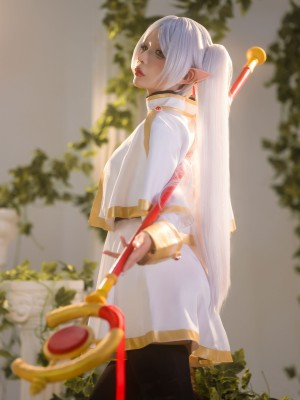 Umeko J - Frieren_007