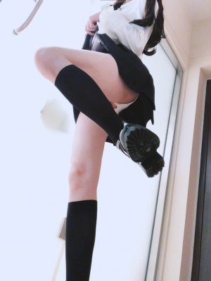 萌汁酱 - 少女痉挛_009