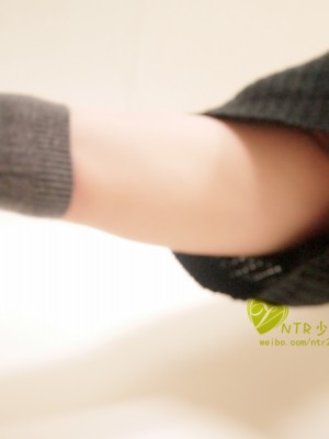 ntr少女 - 黑棉衣灰棉袜_022