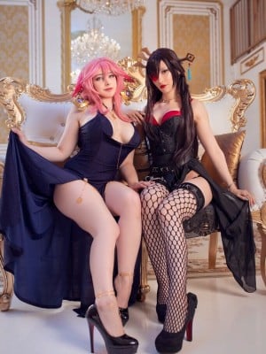 Mikomi Hokina & Yuzu Pyon – Yae Miko Dress & Beidou Dress_12