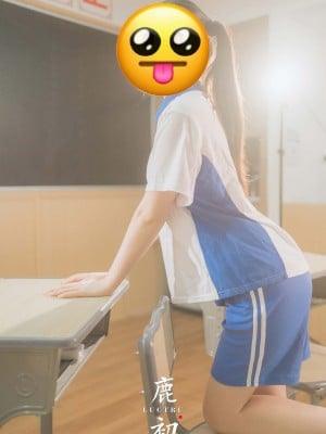 鹿初 - 教室校服_011