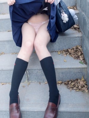 香草少女m(九尾狐狸m) - 校服露出_003