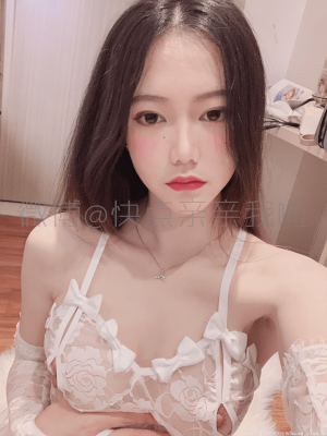 快点亲亲我吖 - 草莓白丝_002