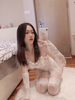 快点亲亲我吖 - 草莓白丝_004