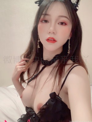 快点亲亲我吖 - 黑色蕾丝_032
