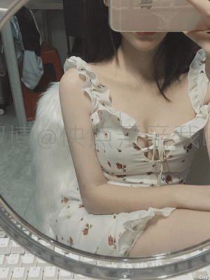 快点亲亲我吖 - 玫瑰连衣裙_003