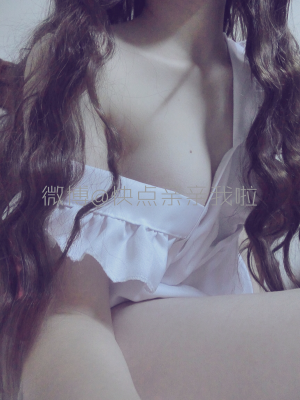 快点亲亲我吖 - 裸体围裙_017