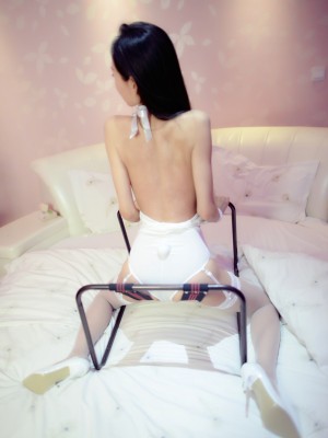 月暖彡如梵音 - 粉红兔女郎_025