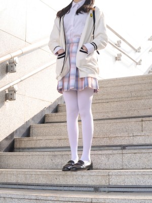 小七-《户外JK》_0036