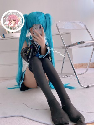 二阶堂(宅绘子) - 初音未来_006