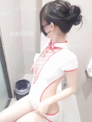 沈娇娇(甜美小娇妾) - 白色扣盘泳衣_0017